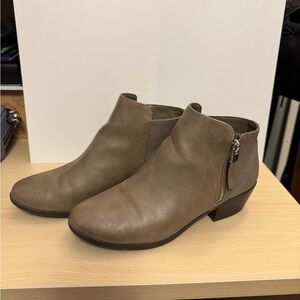 Women's Tan Ankle Boots